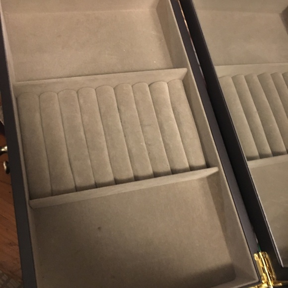 Wooden Jewlery Box - Picture 4 of 4